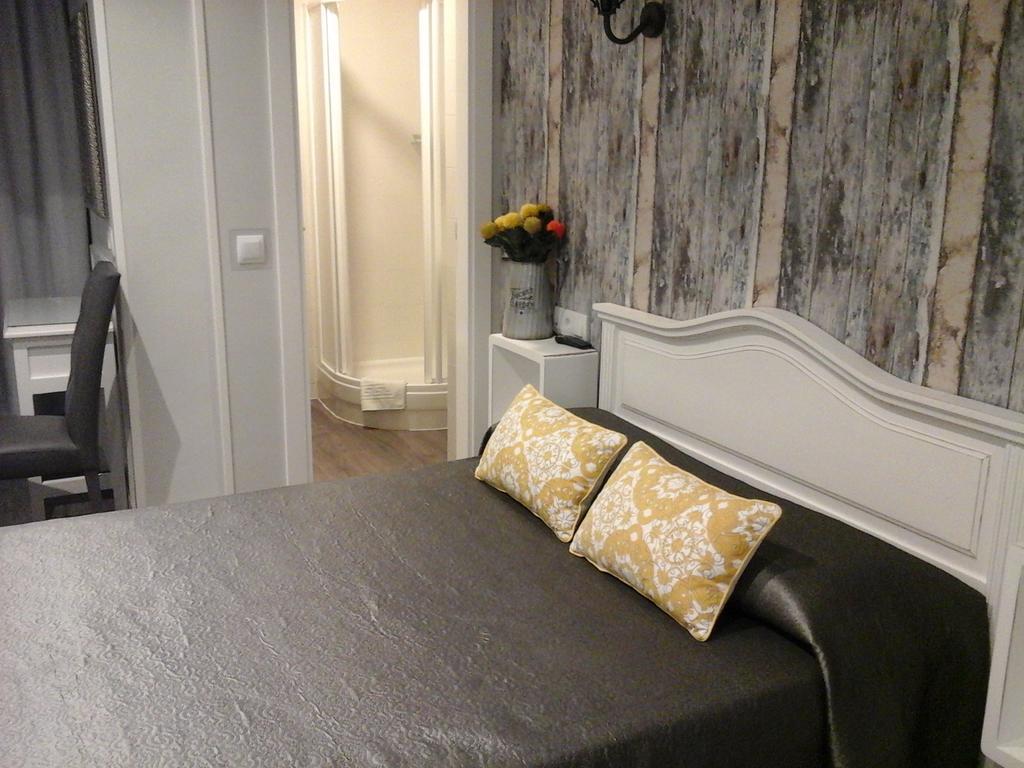 Hostal Don Alfonso Madryt Zewnętrze zdjęcie