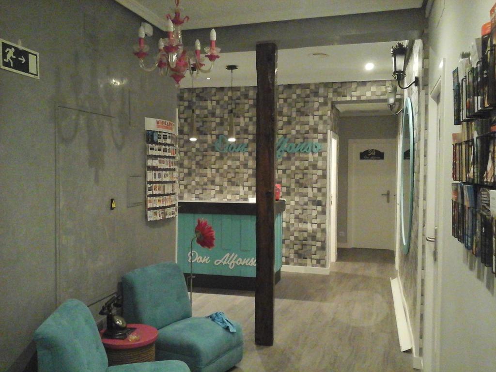 Hostal Don Alfonso Madryt Zewnętrze zdjęcie