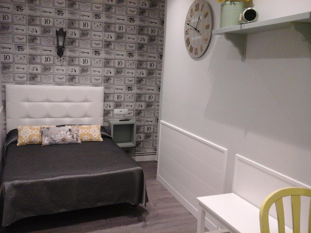 Hostal Don Alfonso Madryt Zewnętrze zdjęcie