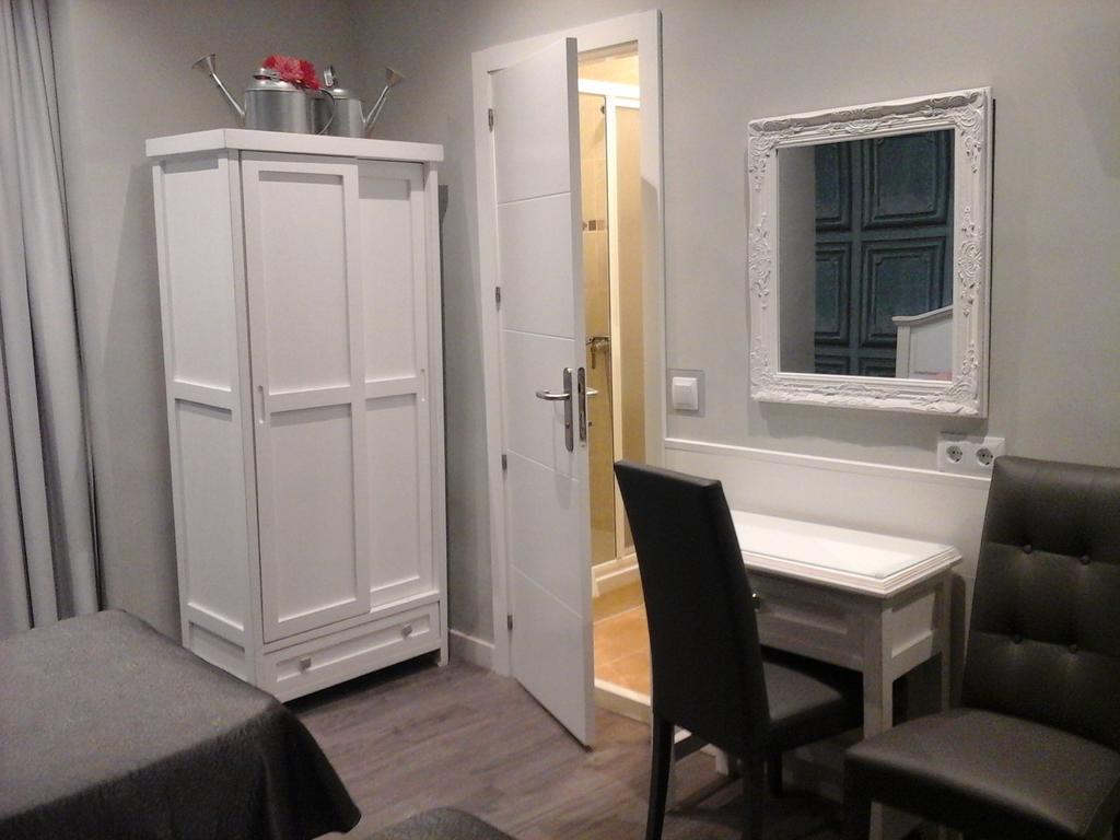 Hostal Don Alfonso Madryt Zewnętrze zdjęcie