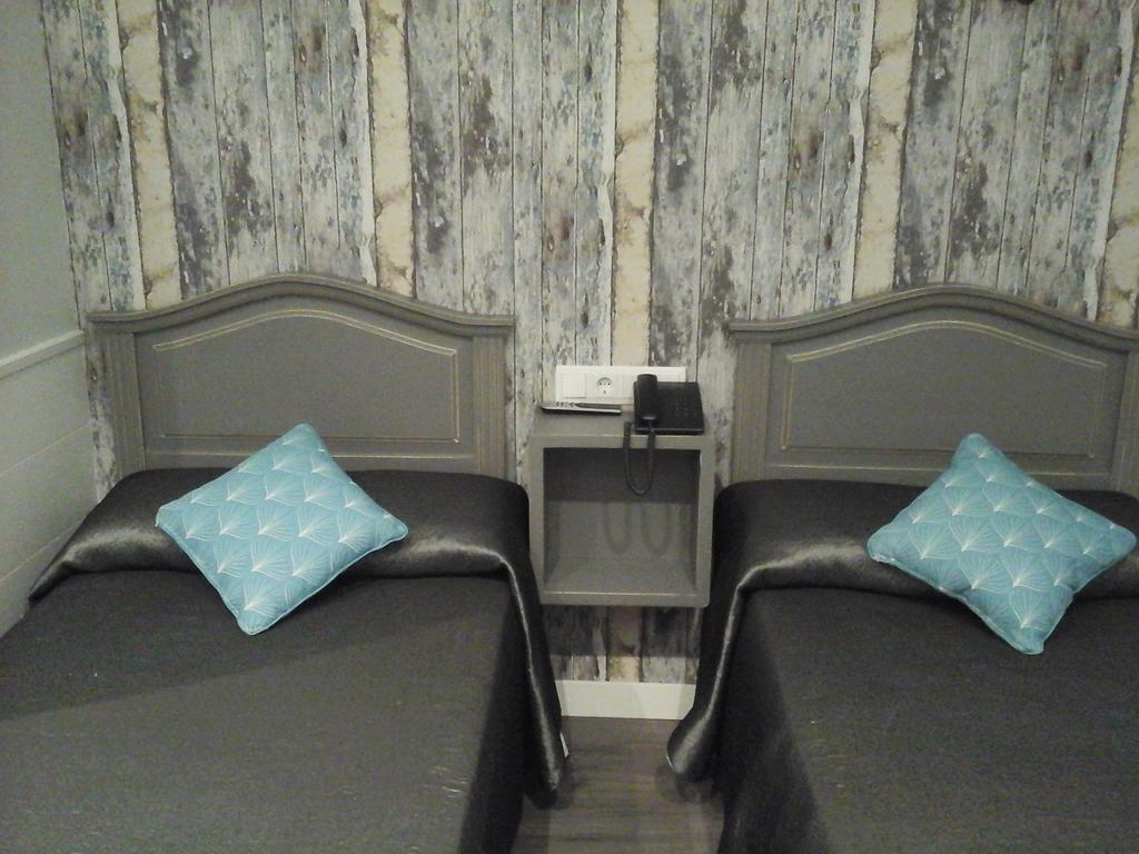 Hostal Don Alfonso Madryt Zewnętrze zdjęcie